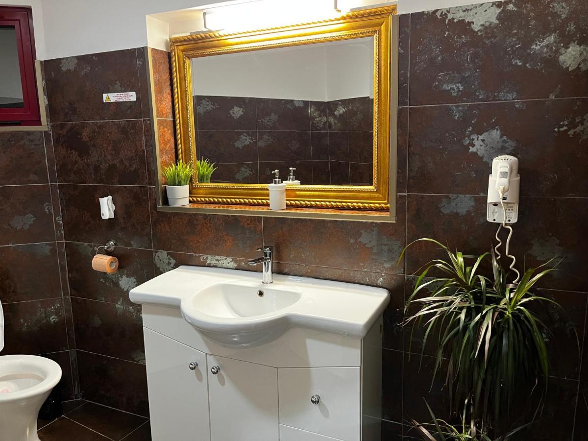 Riviera Unirii Residence بوخارست المظهر الخارجي الصورة
