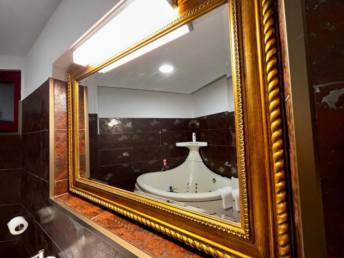 Riviera Unirii Residence بوخارست المظهر الخارجي الصورة