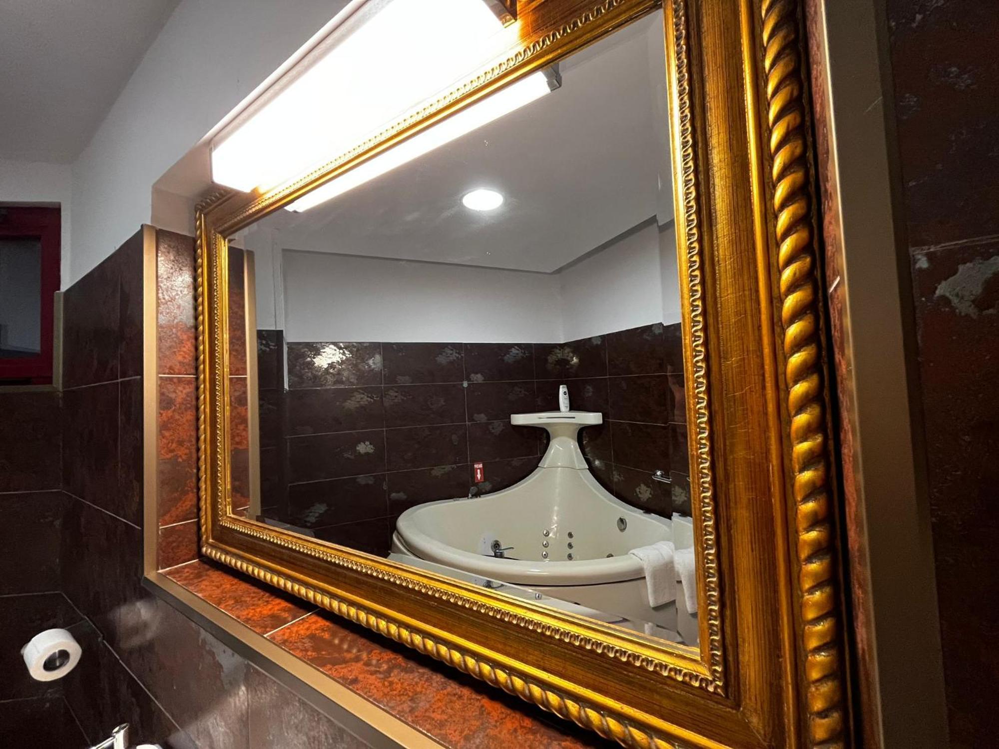Riviera Unirii Residence بوخارست المظهر الخارجي الصورة